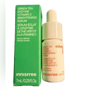 innisfree 
Green Tea Enzyme Vitamin C Brightening Serum
Travel - 7 mL
